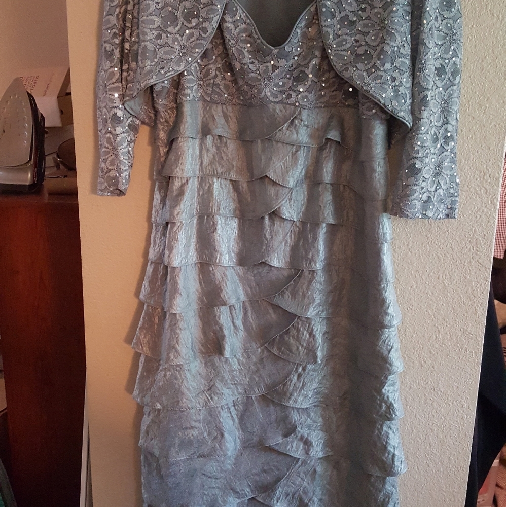 Beautifull Silver Dress